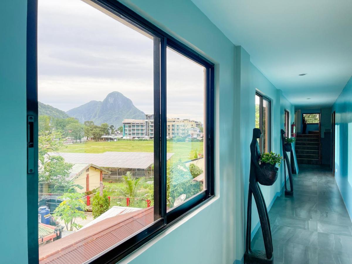 Amos Pili Tree Inn Powered By Cocotel エルニド エクステリア 写真