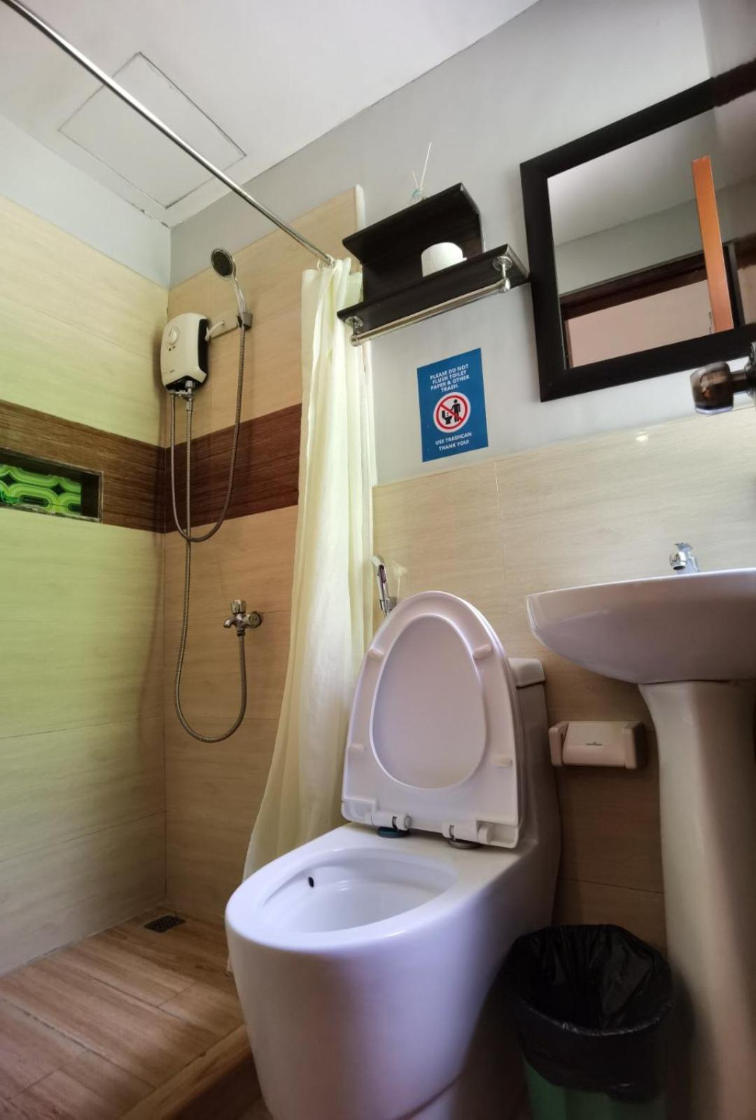 Amos Pili Tree Inn Powered By Cocotel エルニド 部屋 写真